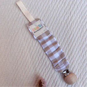 CHUPETERO VICKY ARENA