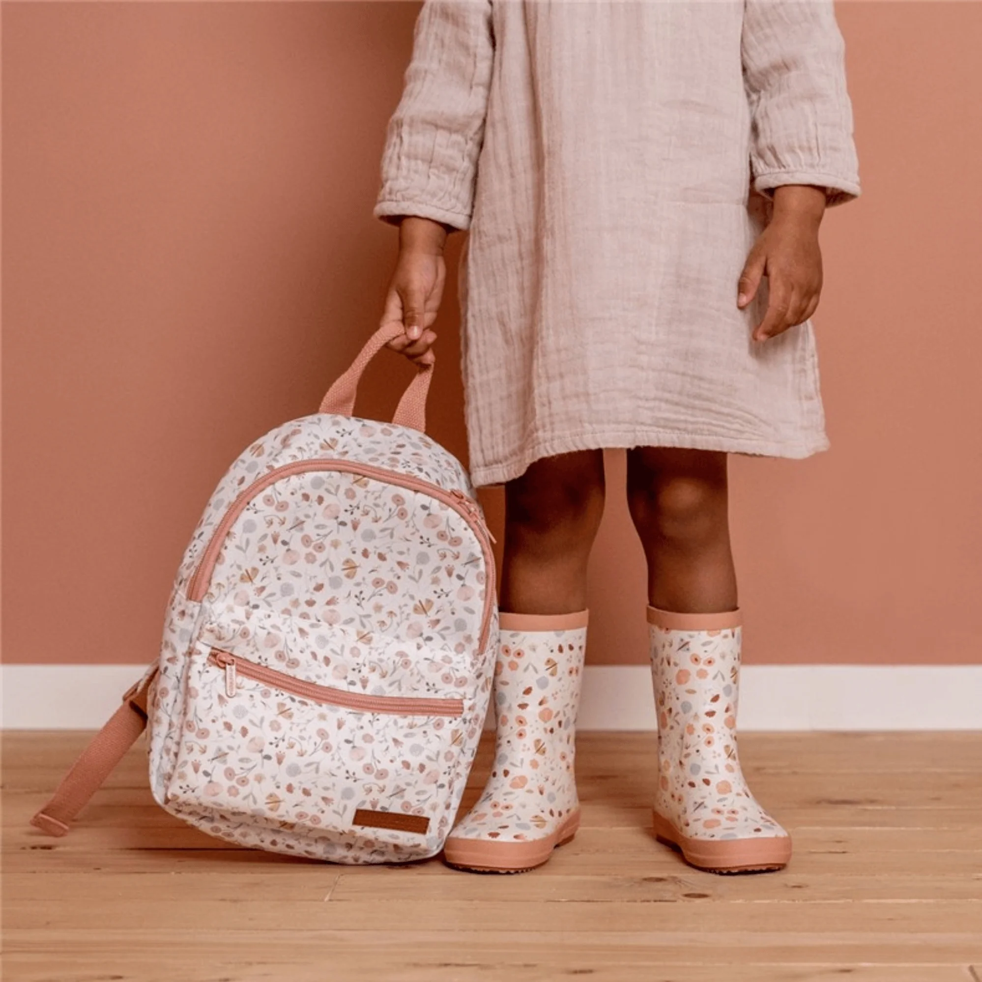 MOCHILA FLORES & MARIPOSAS - Imagen 4